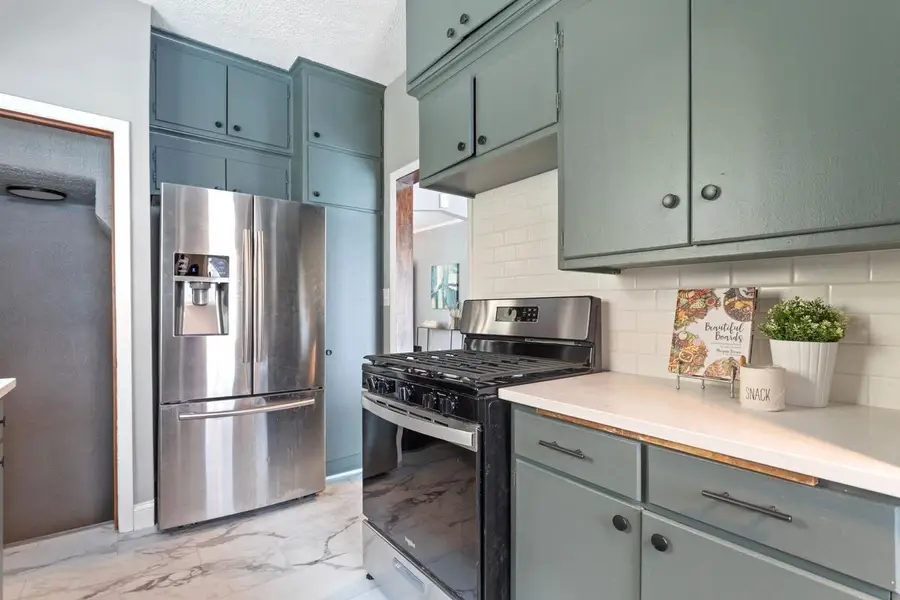 4047 Colfax Avenue N, Minneapolis, MN 55412 - #2