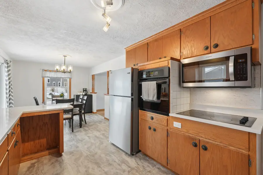 8190 Ingberg Trail S, Cottage Grove, MN 55016 - #3