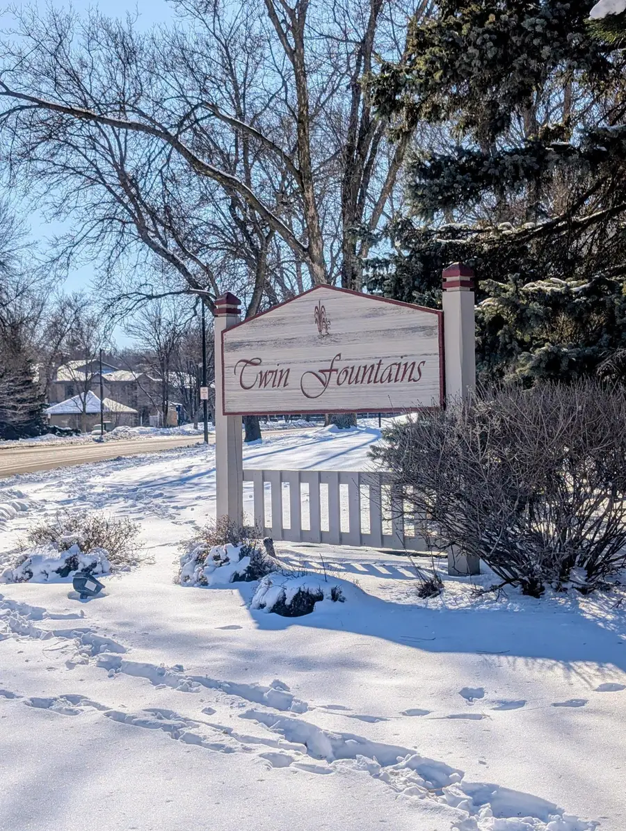 300 Shelard Parkway #106, Saint Louis Park, MN 55426 - #2