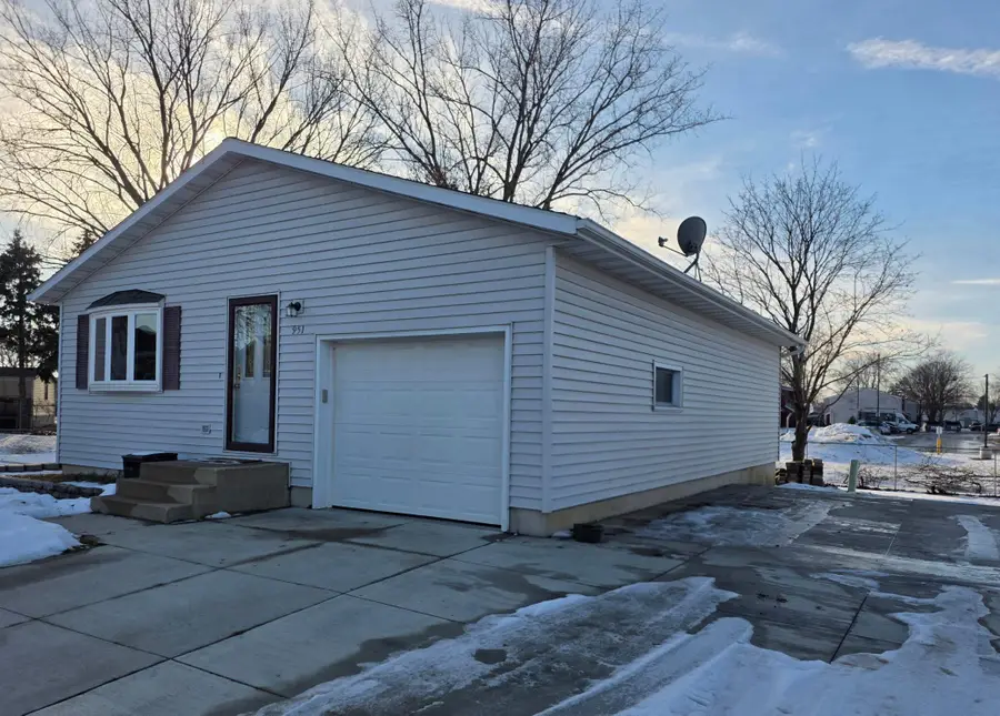 951 W Village Circle Se, Rochester, MN 55904 - #2