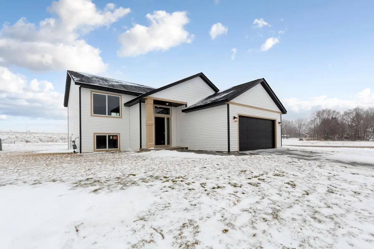 801 2nd St Se, Dodge Center, MN 55927 - #1