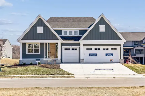 16737 47th Place N, Plymouth, MN 55446