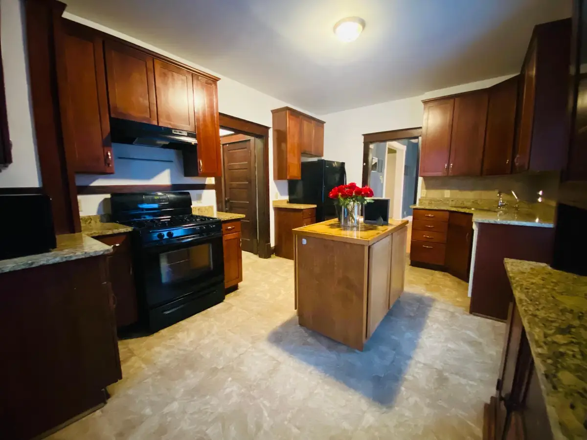 607 Topping Street, Saint Paul, MN 55103 - #1