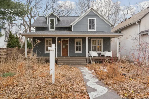2415 23rd Avenue S, Minneapolis, MN 55404