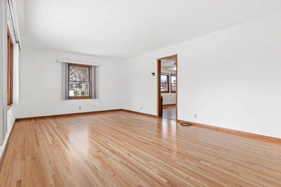 11216 Harrison Avenue S, Bloomington, MN 55437 - Image #2