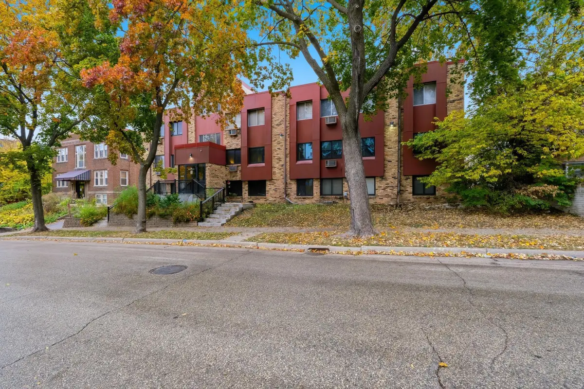 520 Ridgewood Avenue #107, Minneapolis, MN 55403 - Image #1