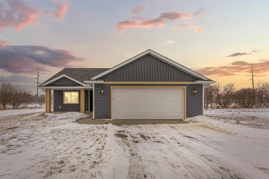 804 2nd St Se, Dodge Center, MN 55927 - #3