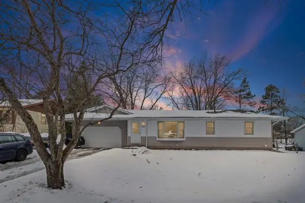 11566 Washington Street Ne, Blaine, MN 55434