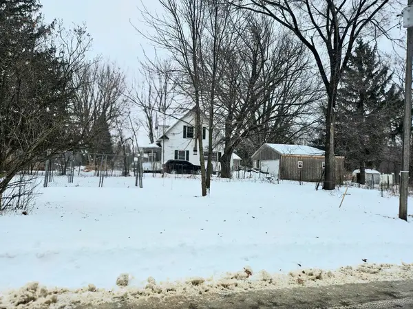 45 9th Avenue Nw, Oronoco, MN 55960