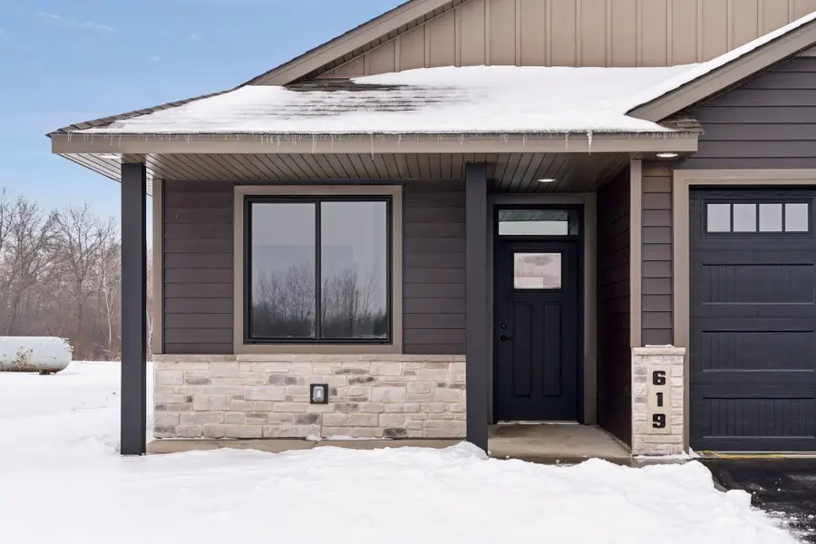 619 7th Avenue Ne, Isanti, MN 55040 - #2