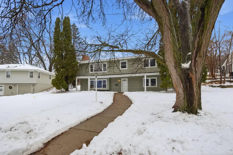 8524 Washburn Avenue S, Bloomington, MN 55431 - Image #2