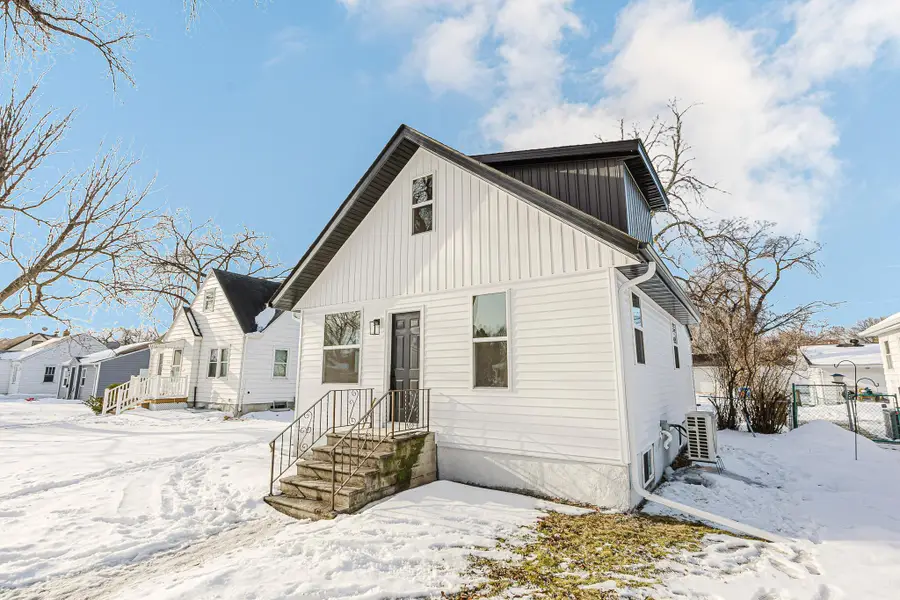 1522 8th Street N, Fargo, ND 58102 - Image #2