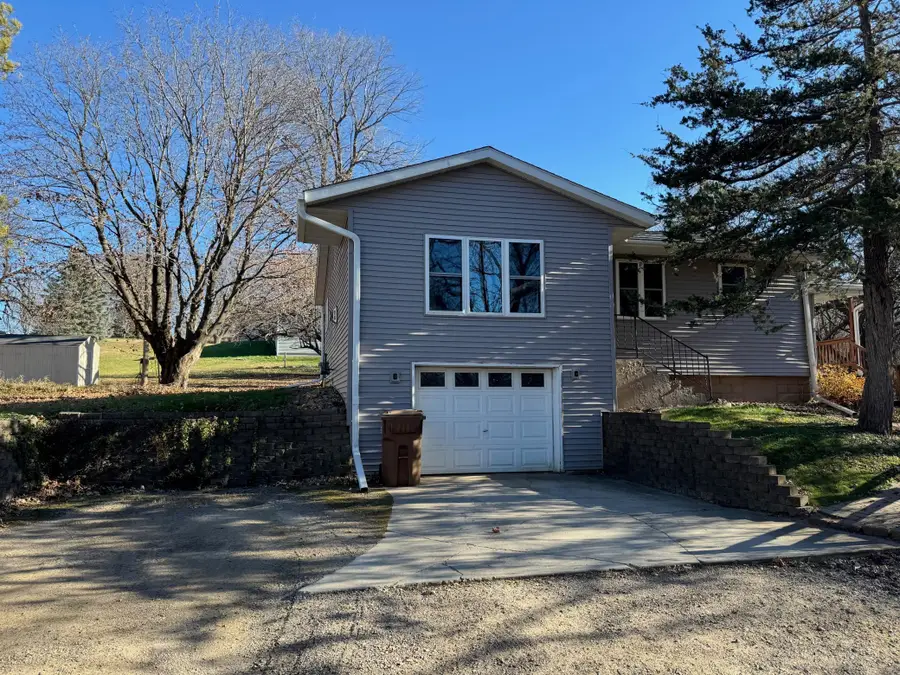 1508 Ridgeview Drive, Montevideo, MN 56265 - #2