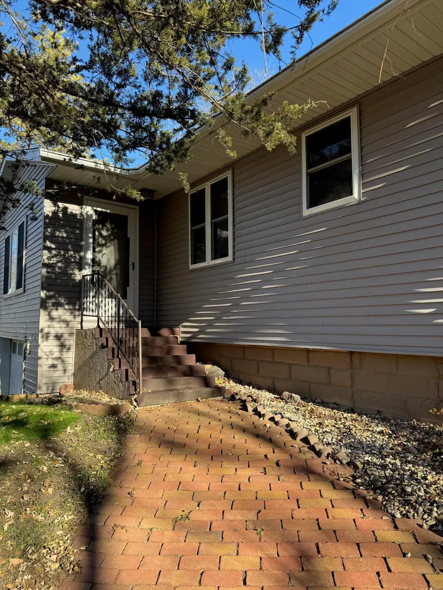 1508 Ridgeview Drive, Montevideo, MN 56265 - #3