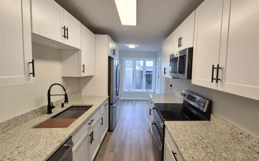 570 Woodhill Drive #60, Roseville, MN 55113 - Image #2