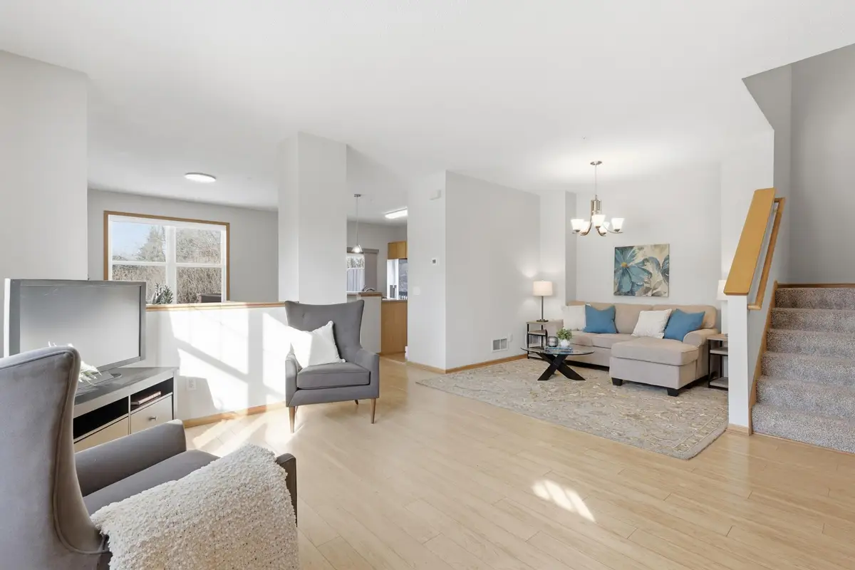 4552 Blaylock Way #4301, Inver Grove Heights, MN 55076 - Image #1