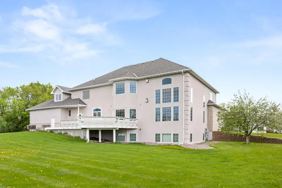 1407 15th Street N, Wahpeton, ND 58075 - #2