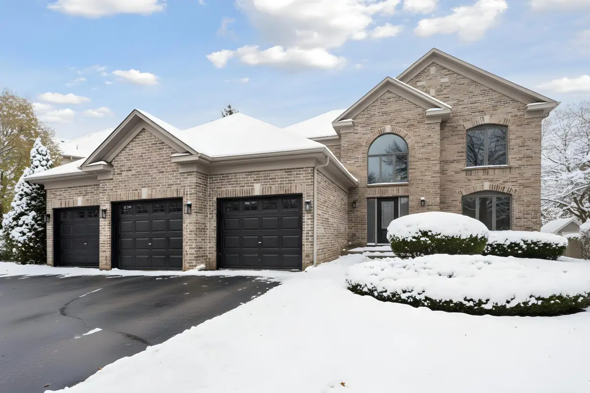 639 Carver Bluffs Parkway, Carver, MN 55315 - #1