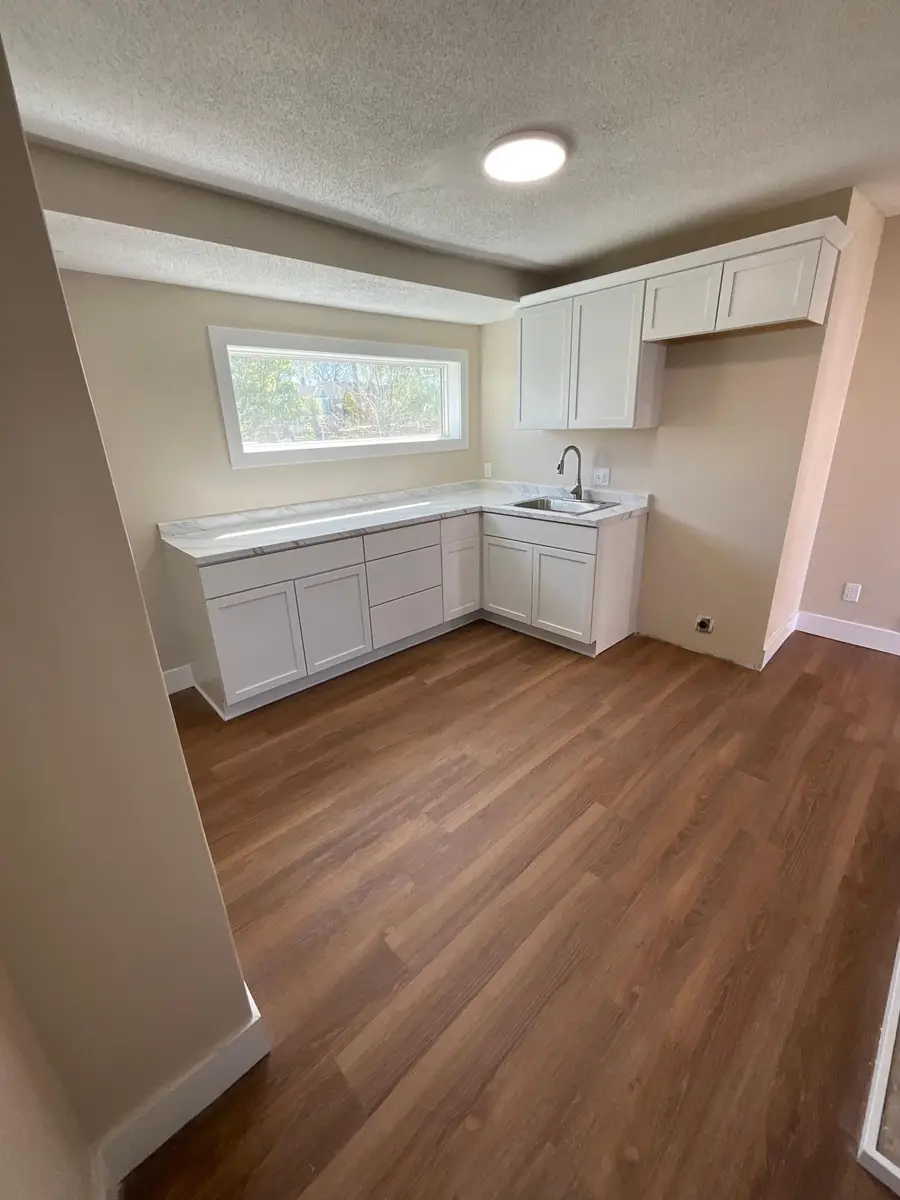 391 Sherburne Avenue, Saint Paul, MN 55103 - #2