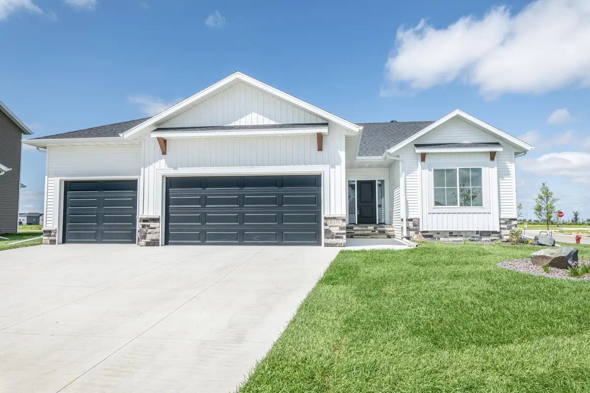 8319 59 Street S, Horace, ND 58047 - #1