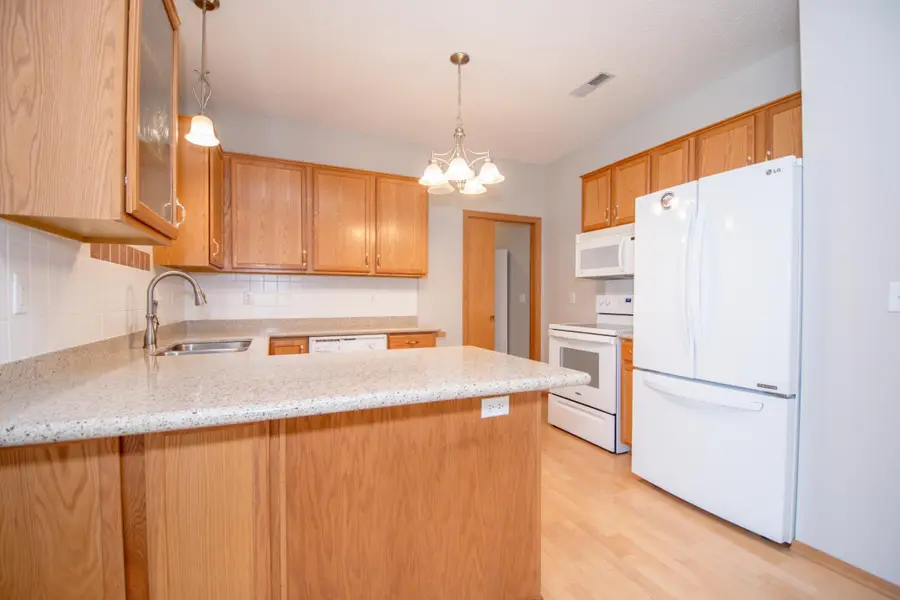 1941 Ford Parkway #107, Saint Paul, MN 55116 - Image #2