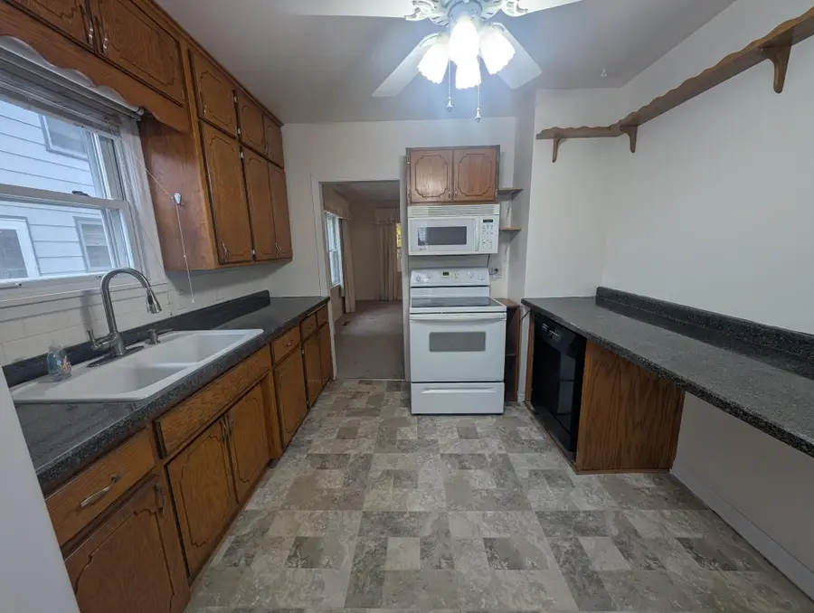 5027 6th Street Ne, Columbia Heights, MN 55421 - #2