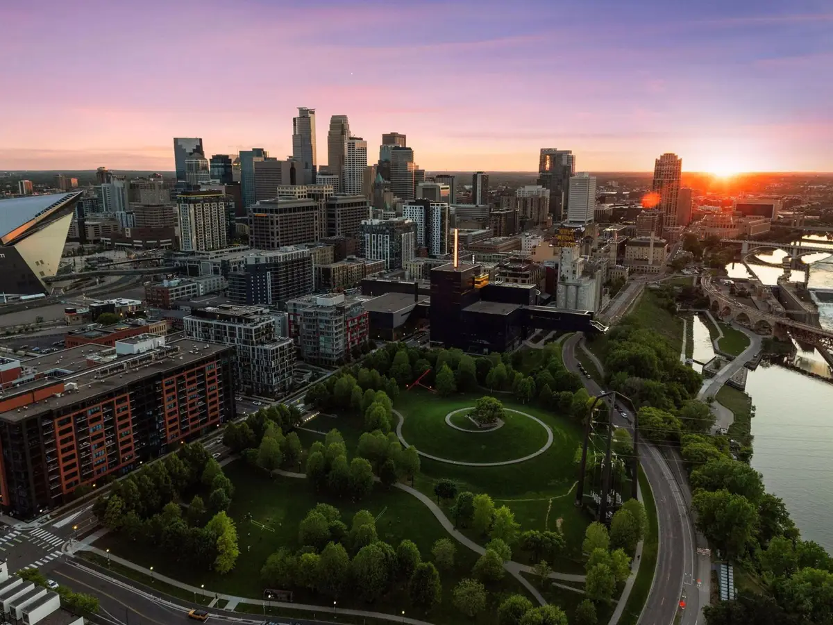 1111 W River Parkway #33A, Minneapolis, MN 55415 - Image #1