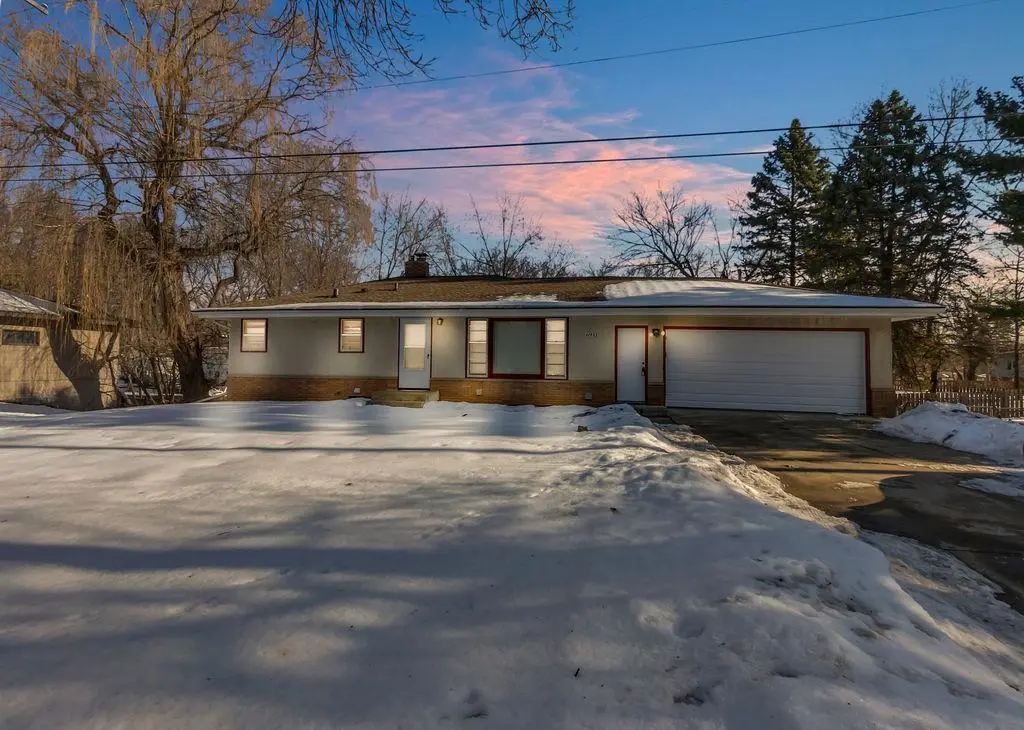 6911 E River Road Ne, Fridley, MN 55432 - Image #1