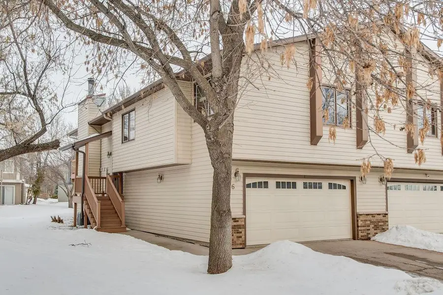 56 Fremont Drive S, Fargo, ND 58103 - Image #3