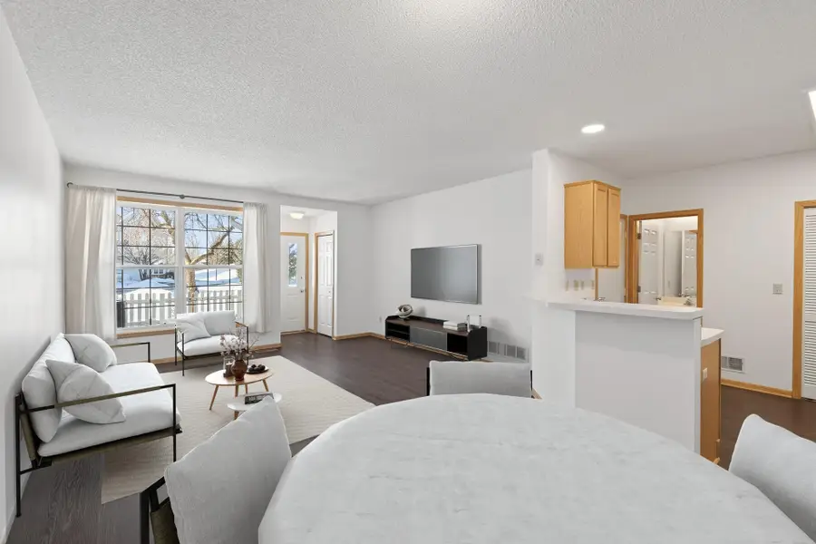 1887 Wildflower Court, Shoreview, MN 55126 - Image #2