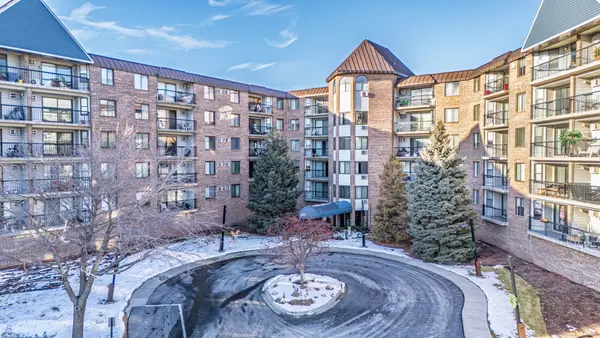 2601 Kenzie Terrace #515, Saint Anthony, MN 55418