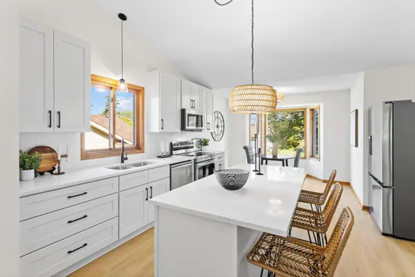 8064 Narcissus Street, Victoria, MN 55386