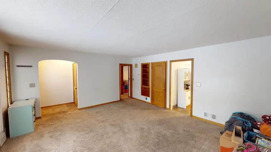 304 Secor Street N, Bricelyn, MN 56014 - Image #2