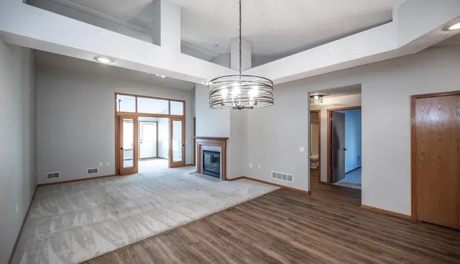 15664 Flackwood Way, Apple Valley, MN 55124 - Image #3