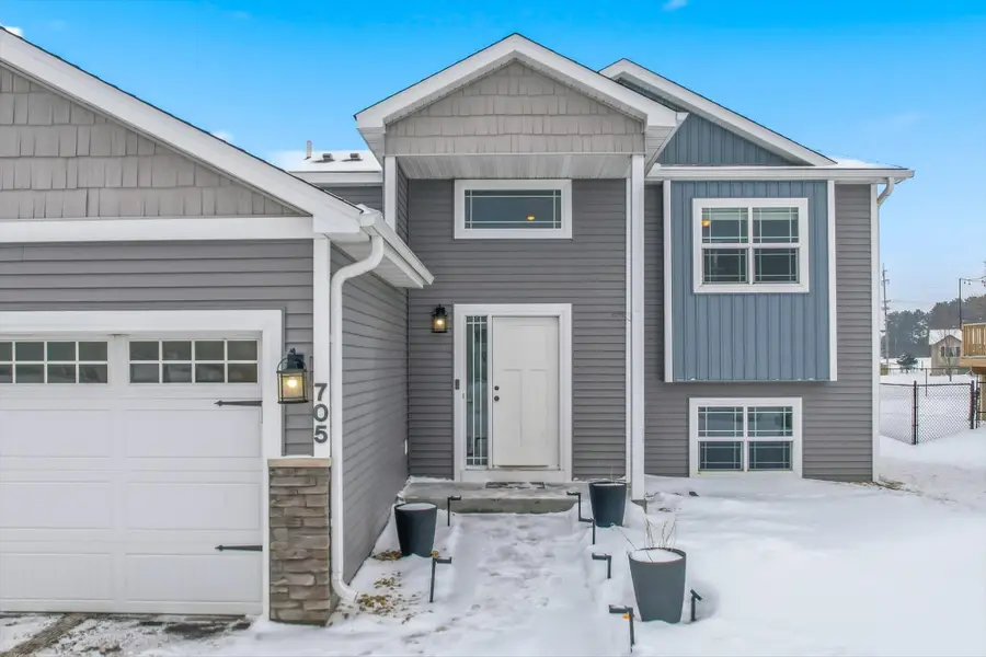 705 Greenwood Street Sw, Isanti, MN 55040 - Image #3