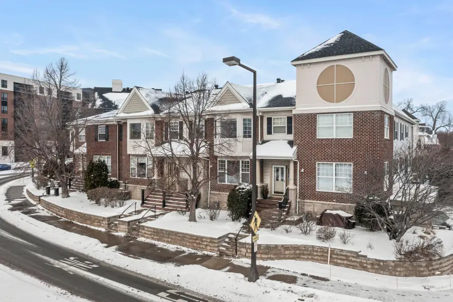 8014 Golden Valley Road, Golden Valley, MN 55427 - Image #3