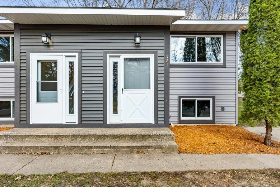 571 N Montgomery Avenue, Le Center, MN 56057 - Image #2