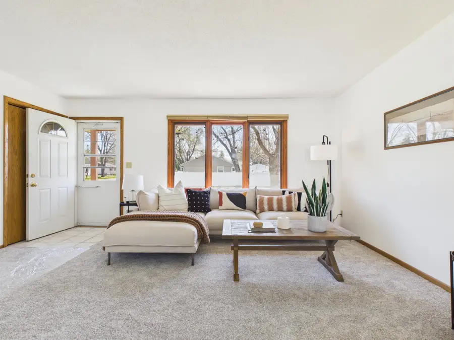 9952 95th Avenue N, Maple Grove, MN 55369 - #3