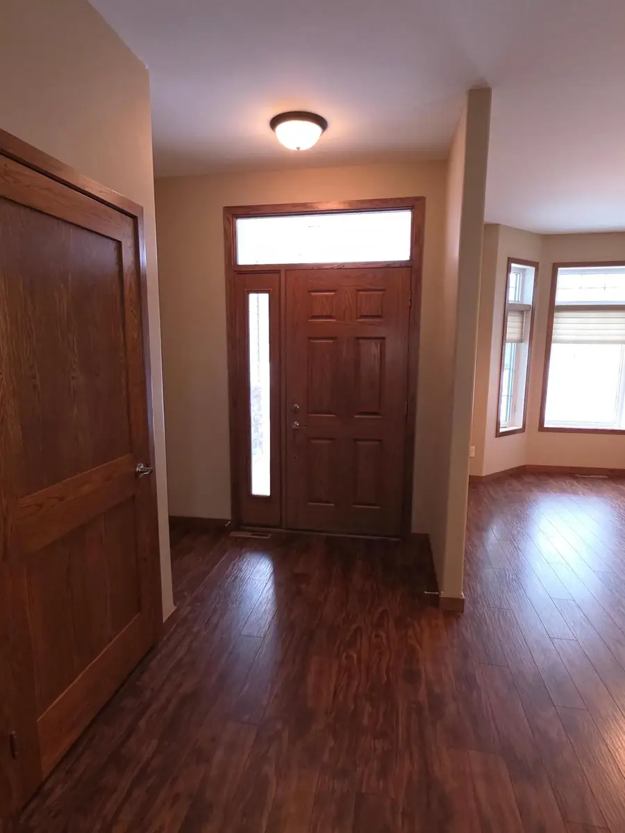 3604 Cypress Lane S, Fargo, ND 58104 - Image #2