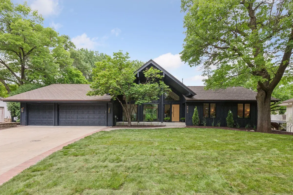 6608 Pawnee Road, Edina, MN 55439 - Image #1