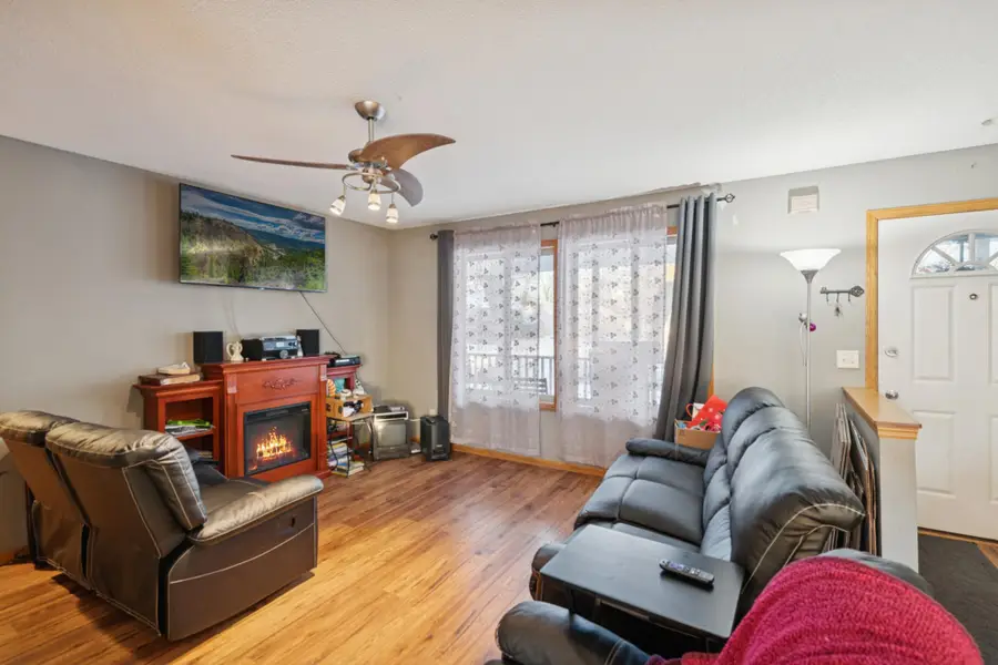 38509 8th Avenue, North Branch, MN 55056 - #3