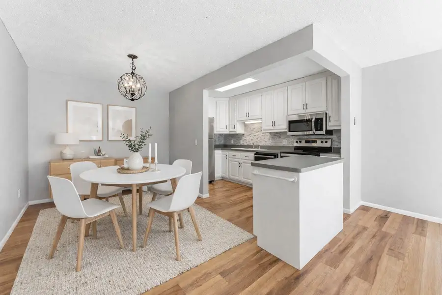 10311 Cedar Lake Road #103, Minnetonka, MN 55305 - Image #2