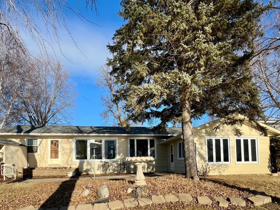 137 Mc Cloud Street, Ortonville, MN 56278 - #2