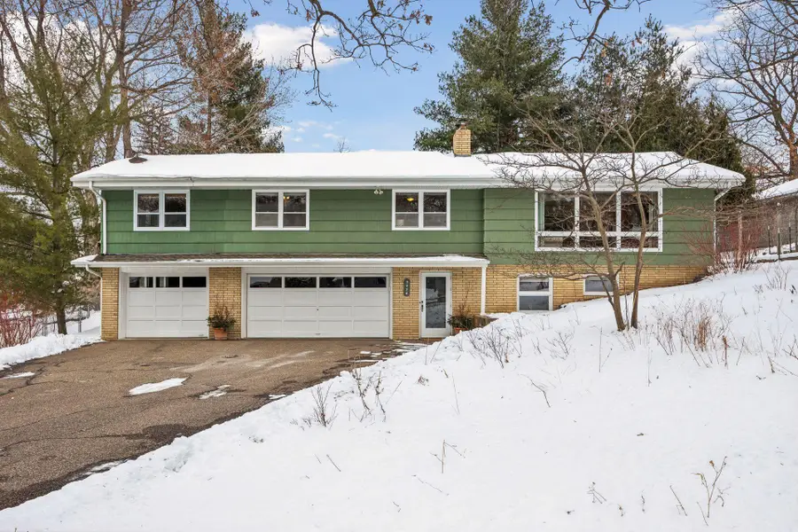 3974 Fairview Avenue N, Arden Hills, MN 55112 - #2