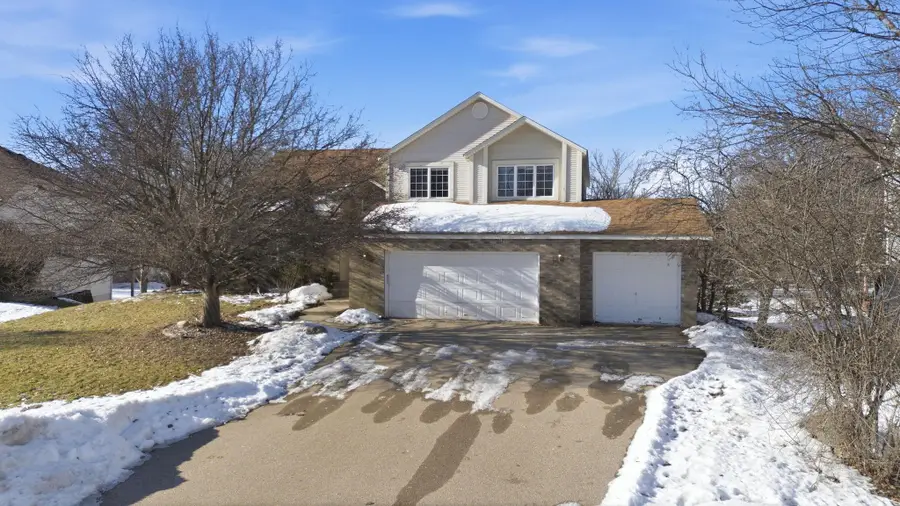 16657 Hutchinson Drive, Lakeville, MN 55044 - Image #3