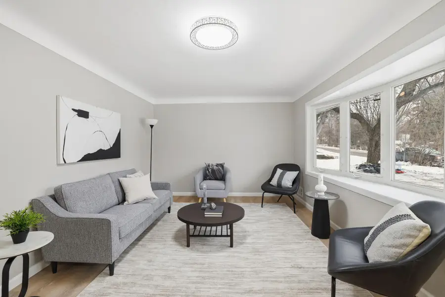 405 Minnesota Avenue, Roseville, MN 55113 - Image #3