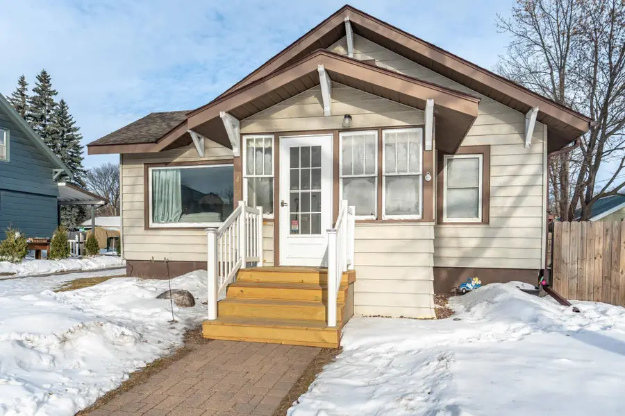 412 W Summit Avenue, Fergus Falls, MN 56537 - Image #2