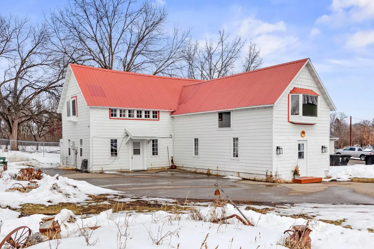 415 Atlantic Avenue E, Dassel, MN 55325 - Image #1