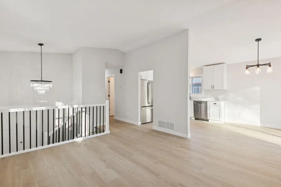 8964 Vinewood Lane N, Maple Grove, MN 55369 - Image #3