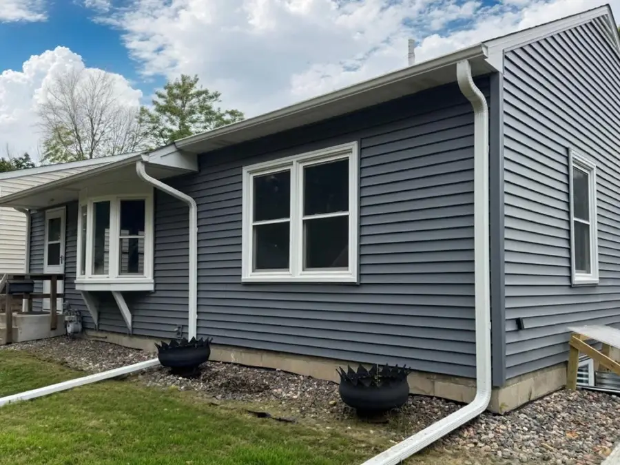 1874 Hoyt Avenue E, Saint Paul, MN 55119 - Image #3